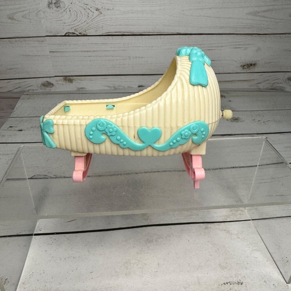 Tomy Cabbage Patch Kids Wind-Up Toy Lotโ of 5 Rocking Horse Swing Cradle Figures - Picture 4 of 16